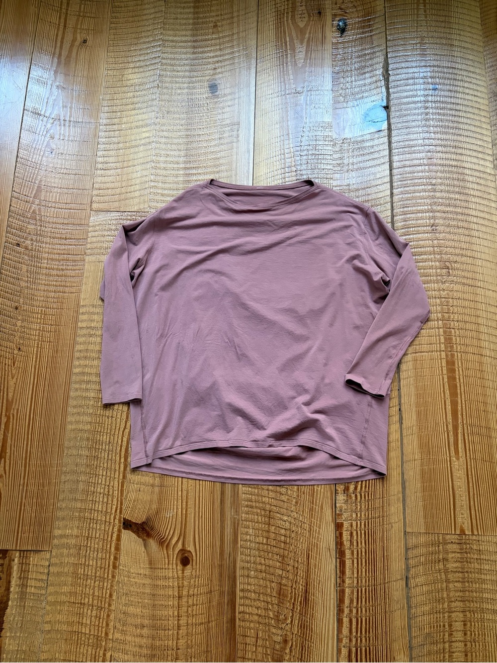 Lululemon back in action long sleeve